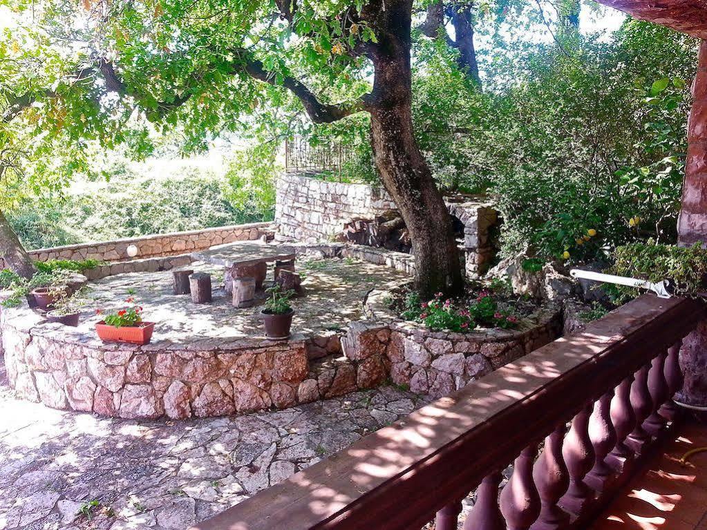 סבטי סטפן Villa Sara Guesthouse מראה חיצוני תמונה