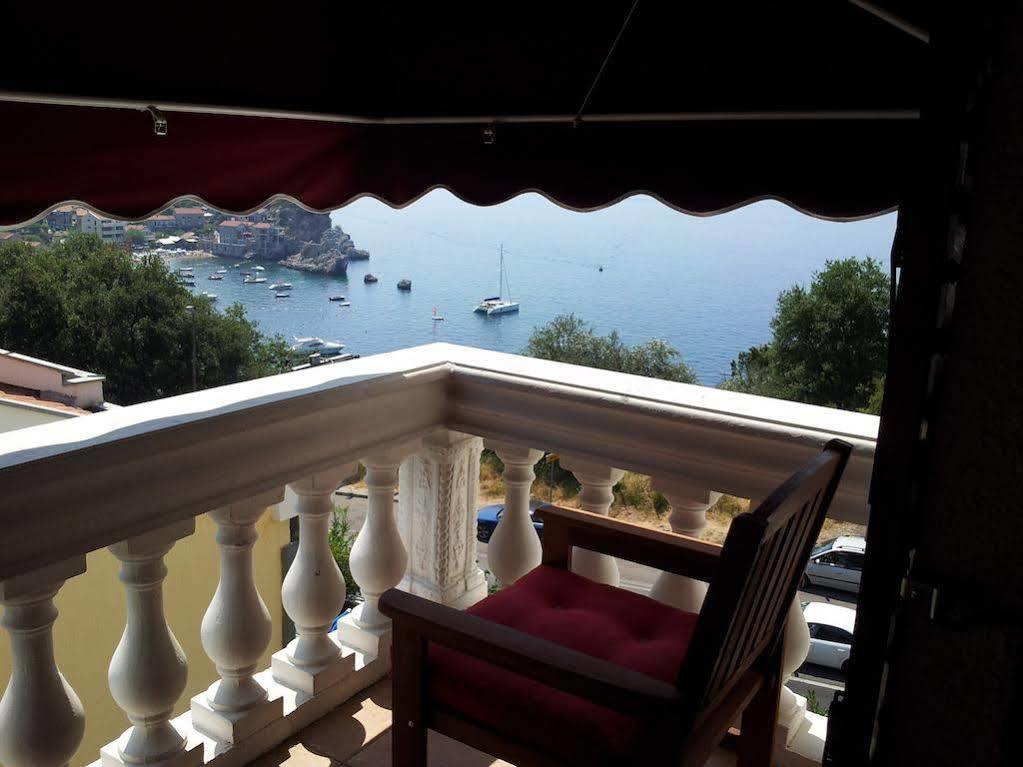 סבטי סטפן Villa Sara Guesthouse מראה חיצוני תמונה